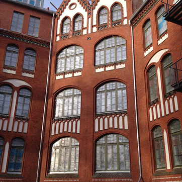 Ferestre si usi din lemn stratificat